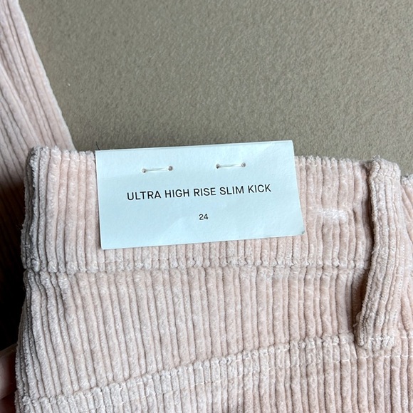 7 For All Mankind NWT Ultra High Rise Slim Kick Flare Corduroy Pants Rose - 24 - Picture 5 of 16